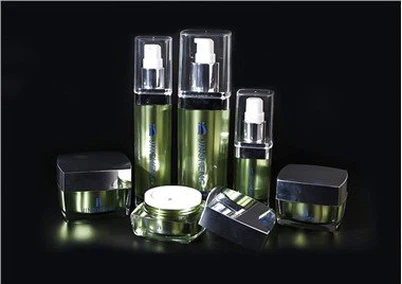 50 मिलीलीटर वायुहीन पंप की बोतलें