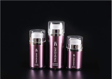 सिल्वर एयरलेस पंप बोतल